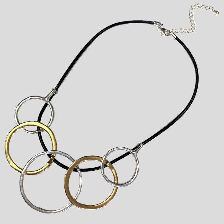 Multi Circle Short Neck