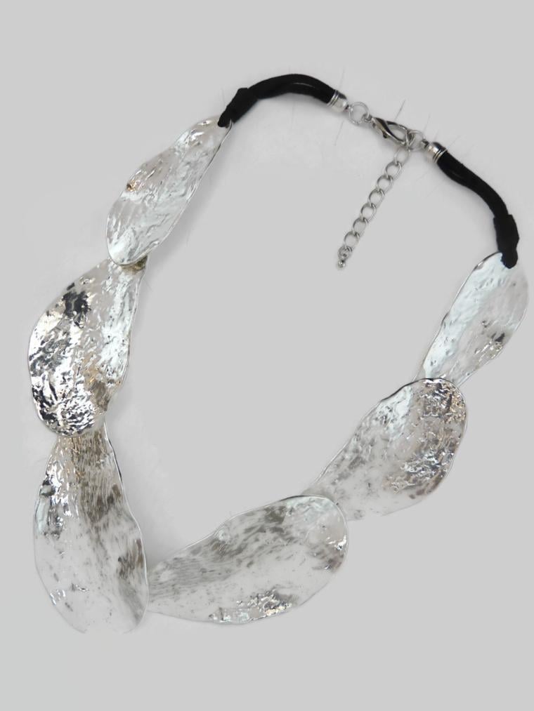 Hammered Silver Short Neck