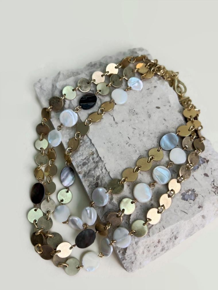 Disk Layered Neck w/ Shell