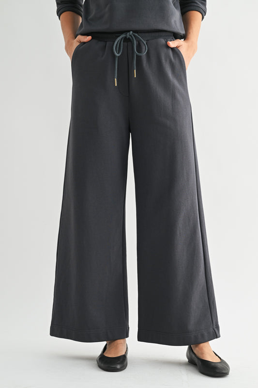 Straight Leg Pant