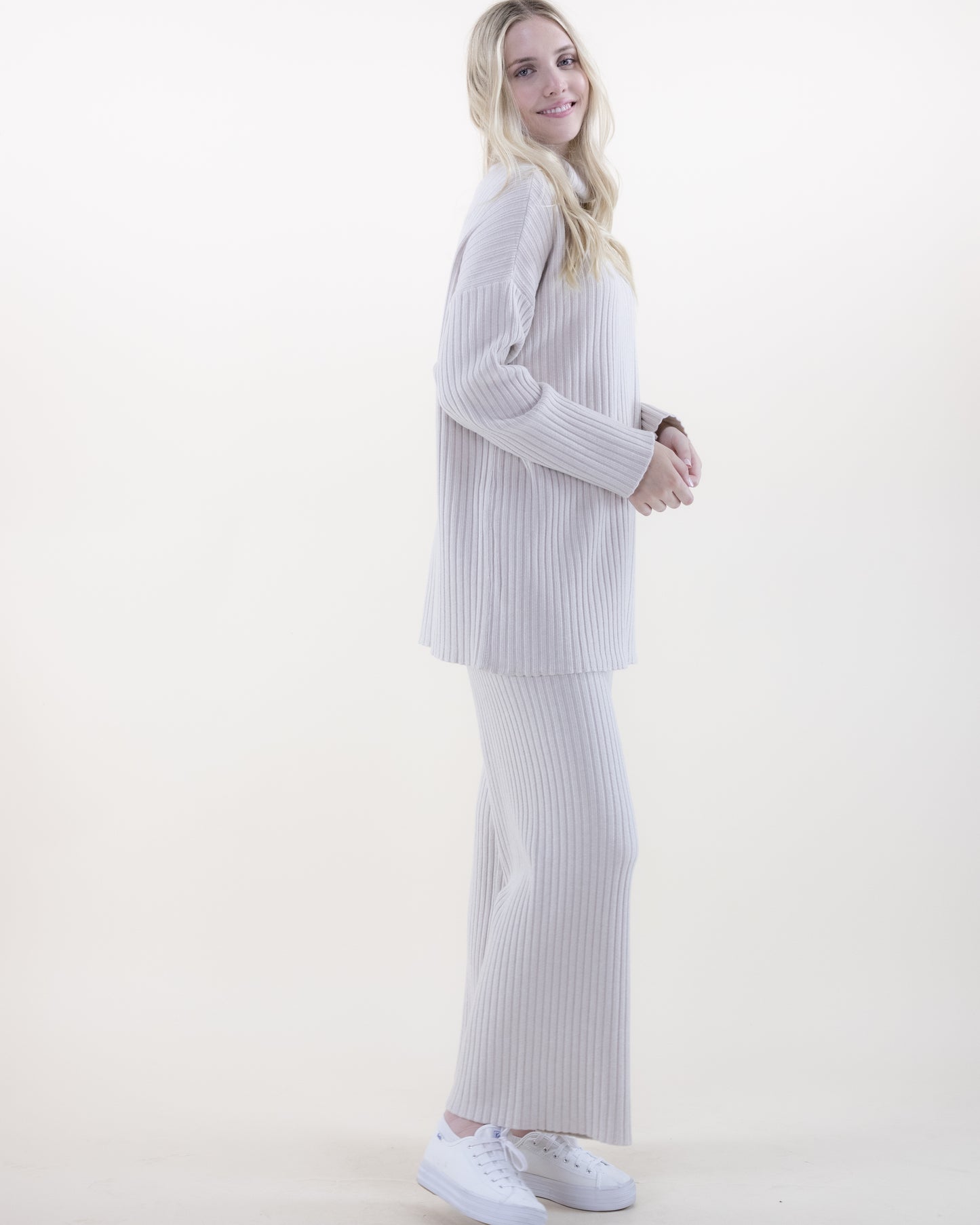 Fine Knit Rib Sweater