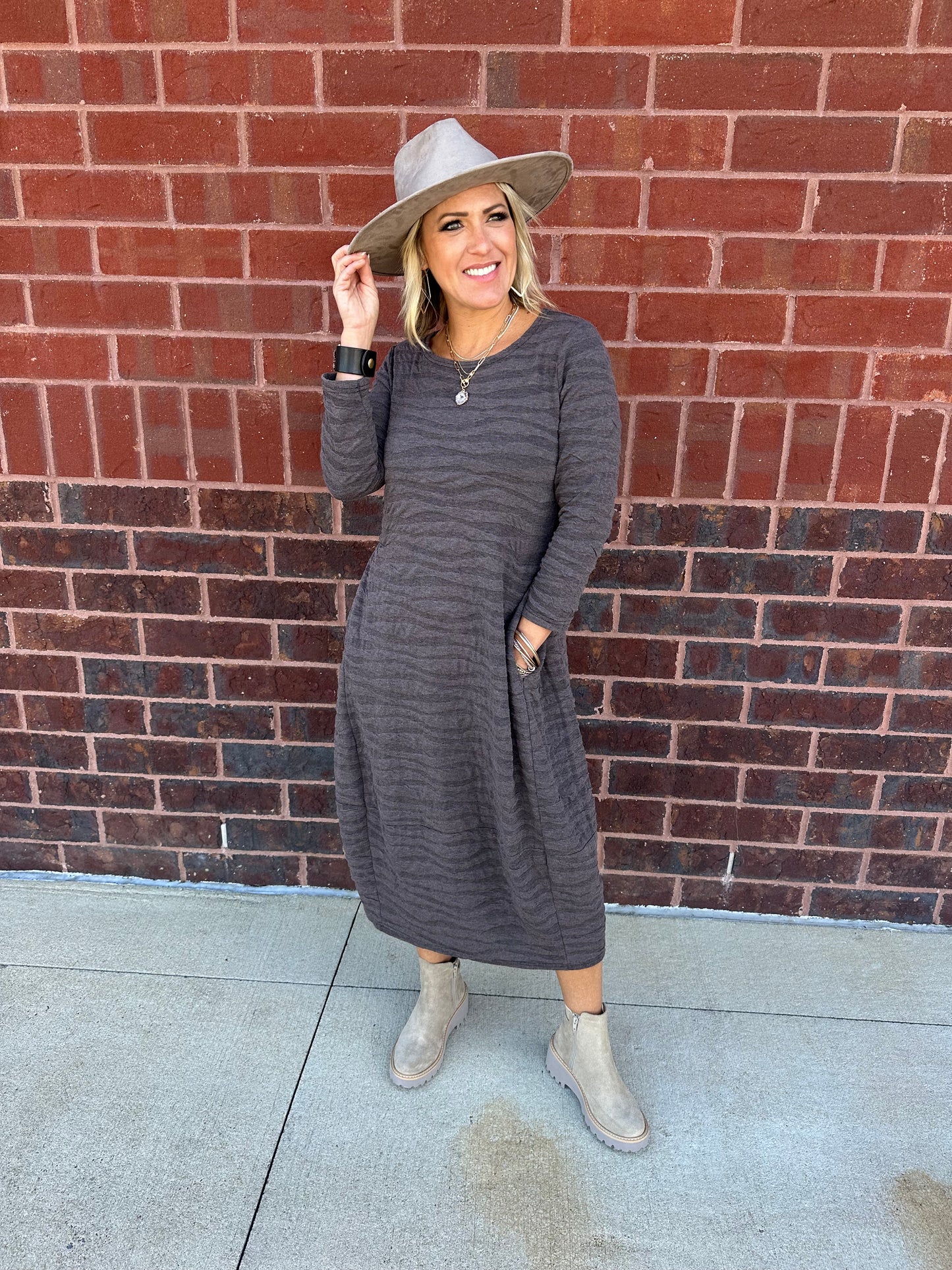 3/4 Texture Dress