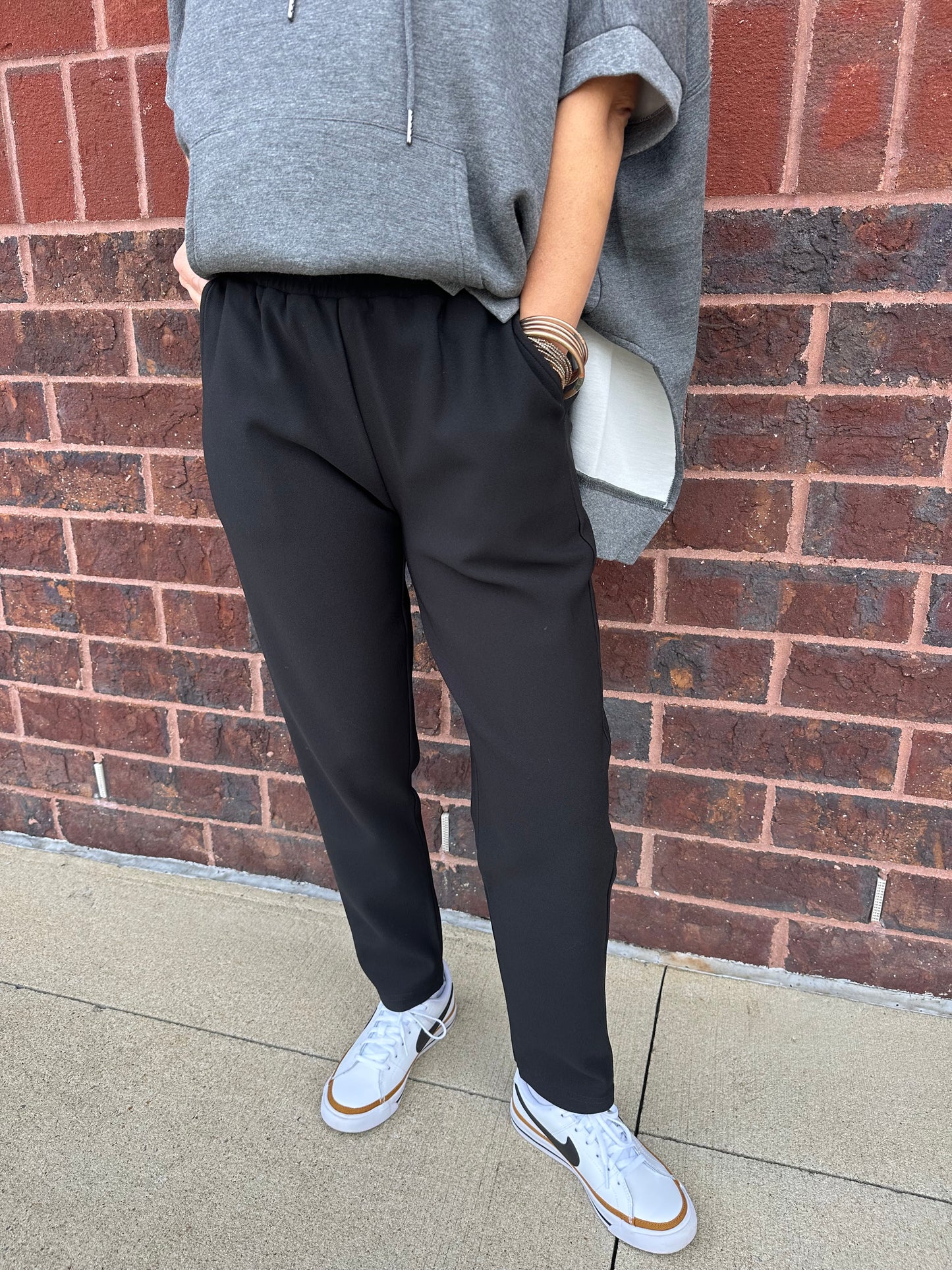 Crepe Knit Pant