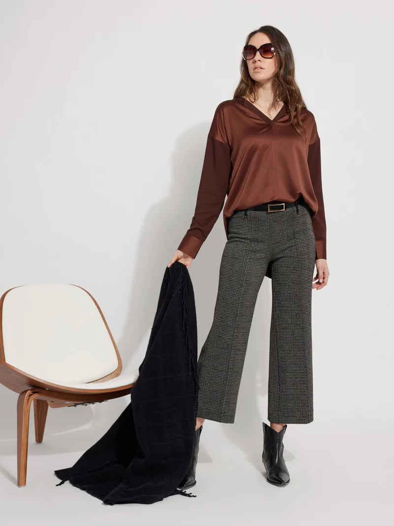 Token Pullover Blouse