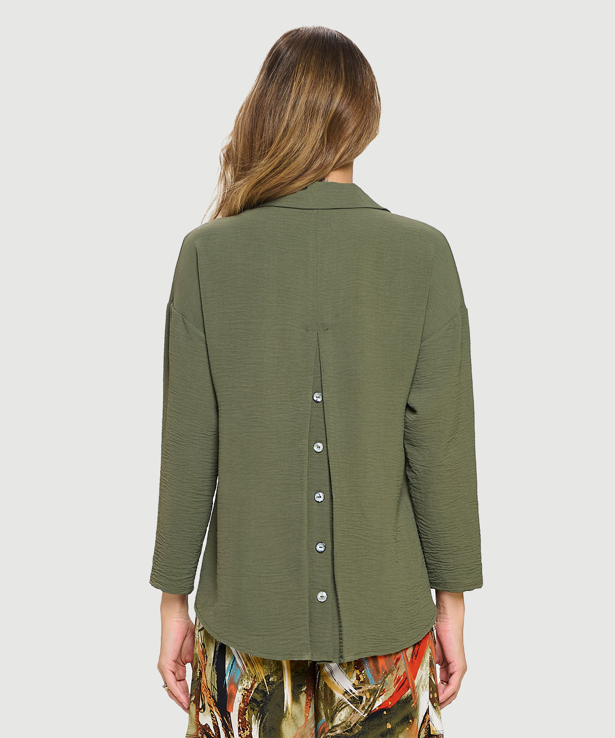 Back Button L/S Collar blouse