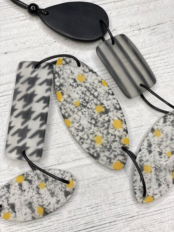 Houndstooth Resin Rectangle