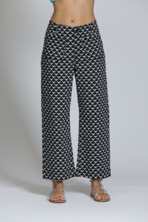 Cropped Wide Leg Pant W/Patch Pockets