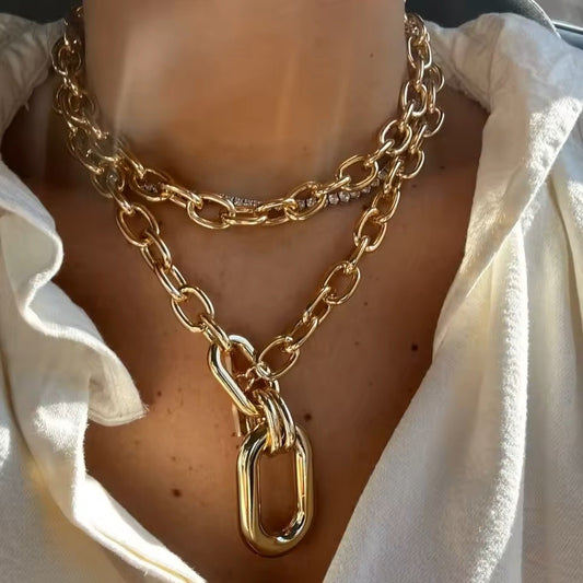 Chain Pendant Necklace