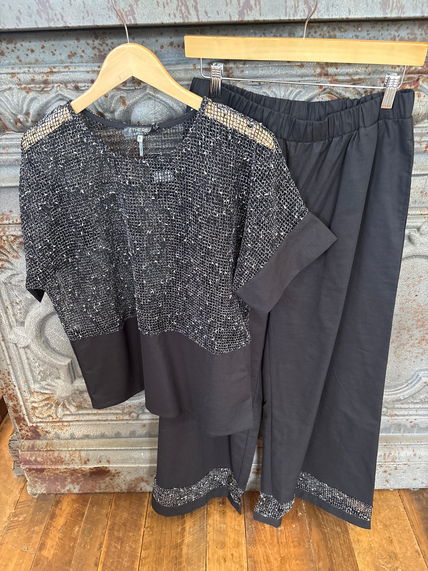 Textured Linen Set