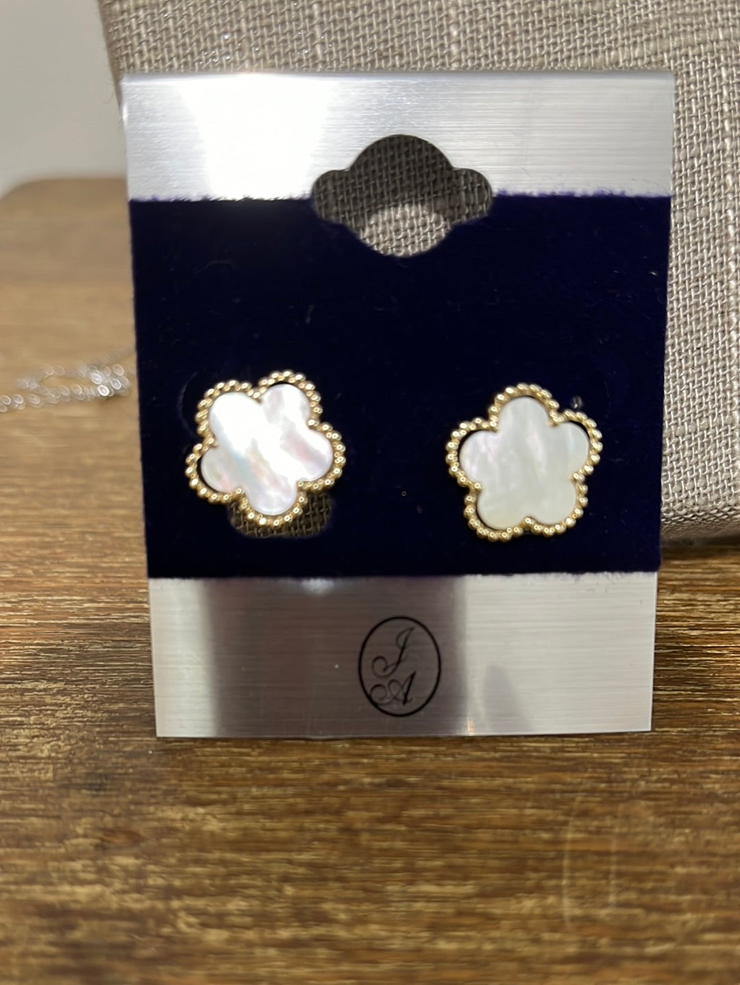 Pearl Clover Stud earrings