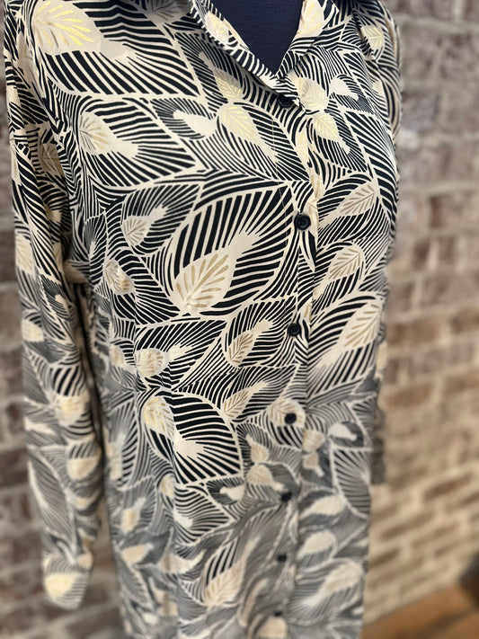 Leaf Button Maxi