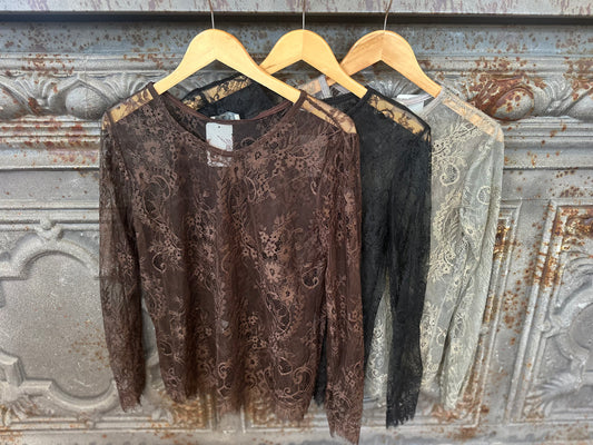 Lace layering tee