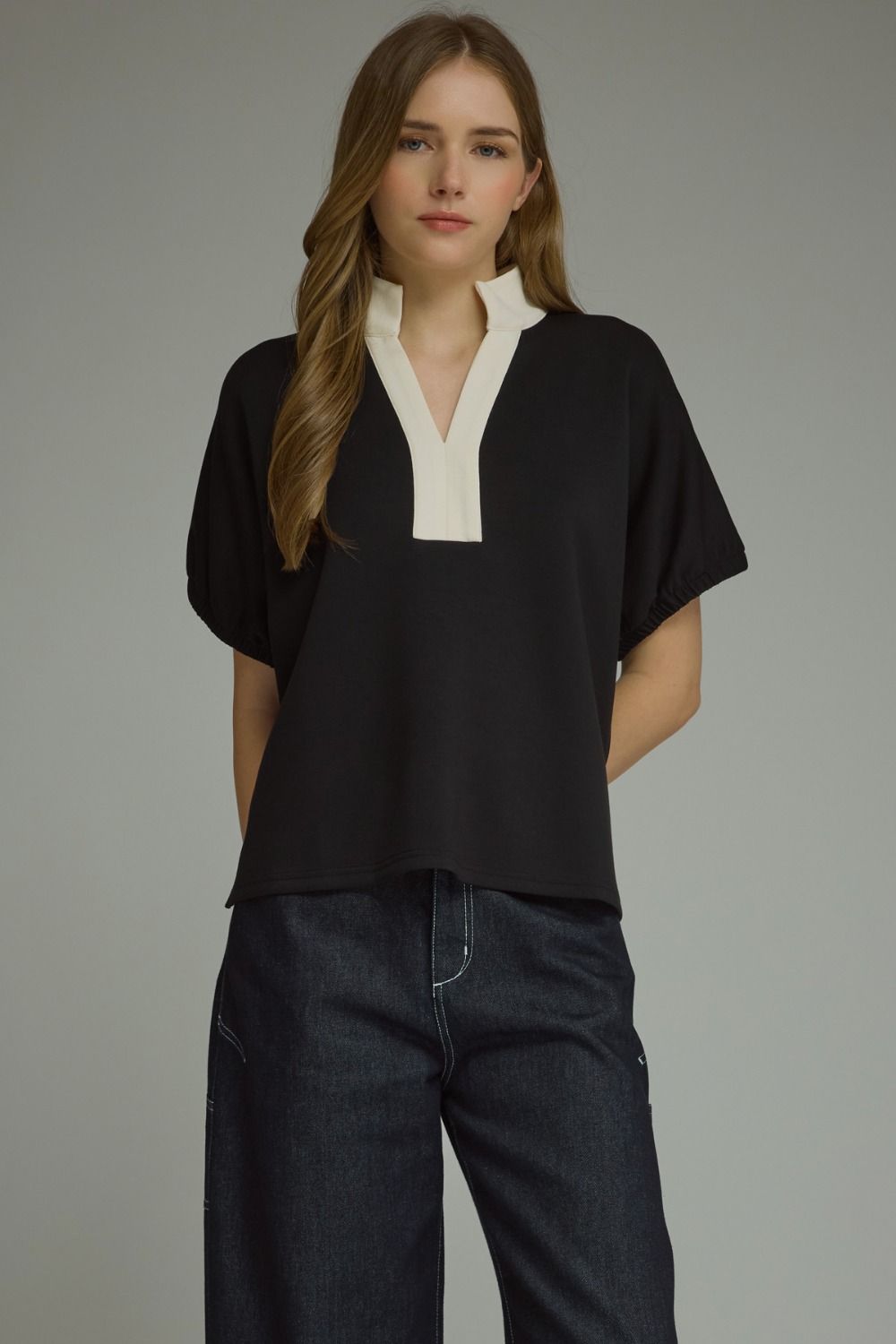 Contrast V-Neck Top