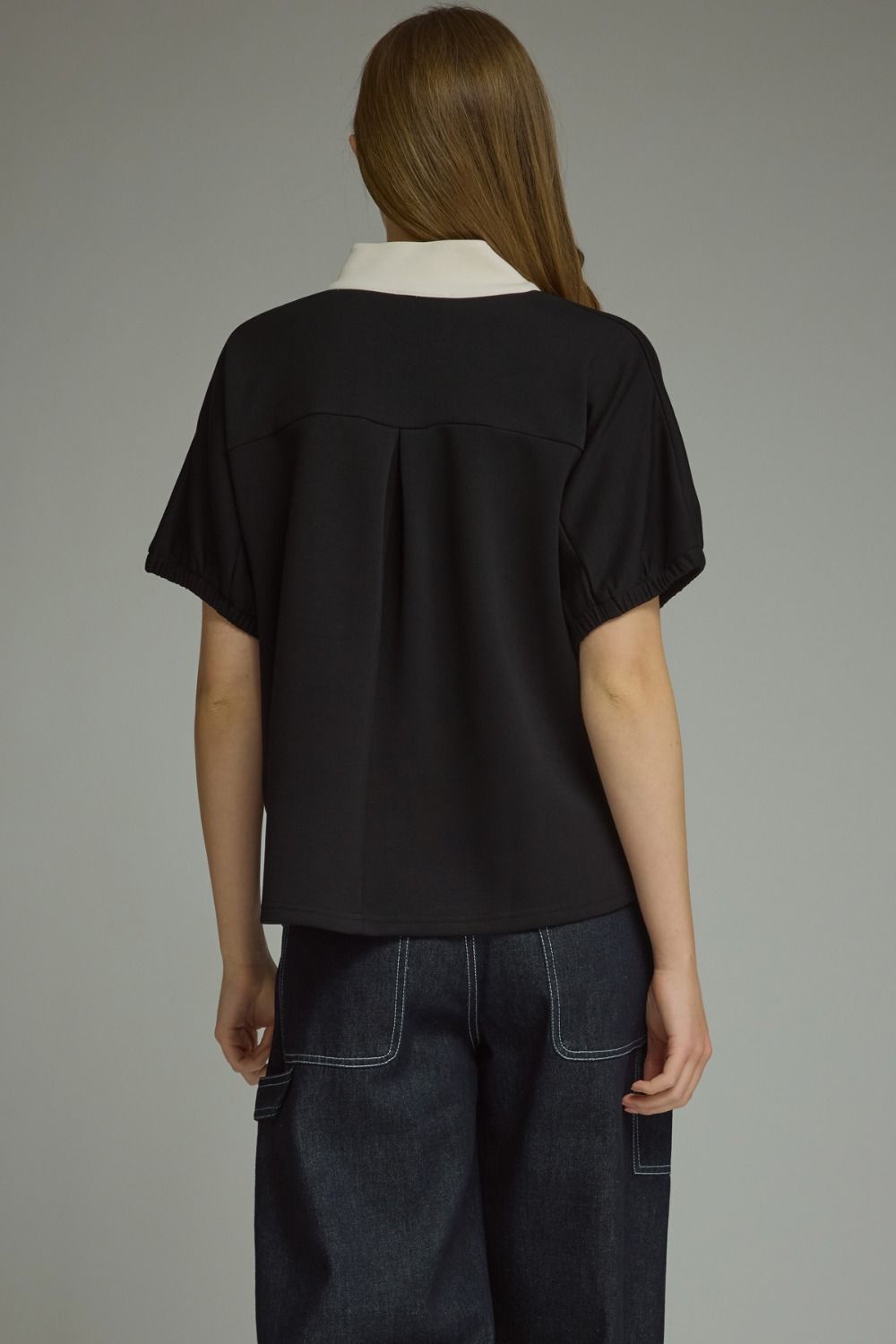 Contrast V-Neck Top