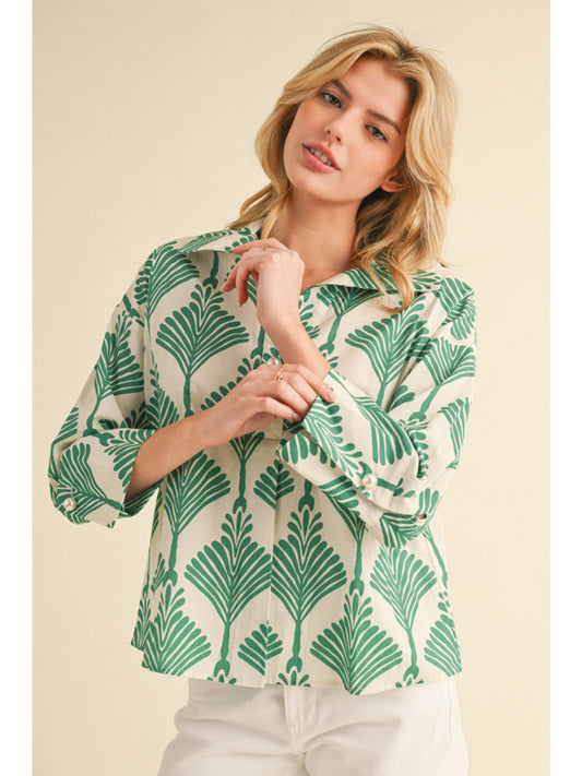 Wide Collar Neck Print Top