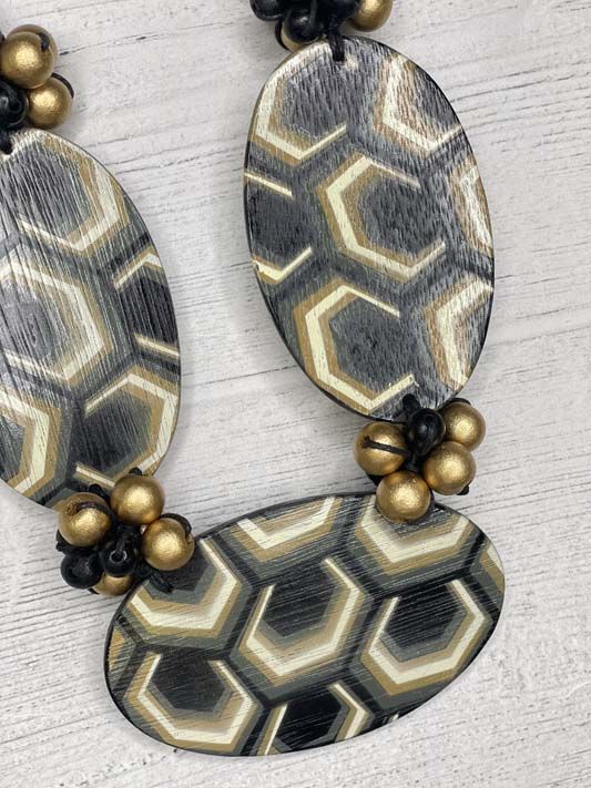 Blk/Gld 3 Oval Necklace