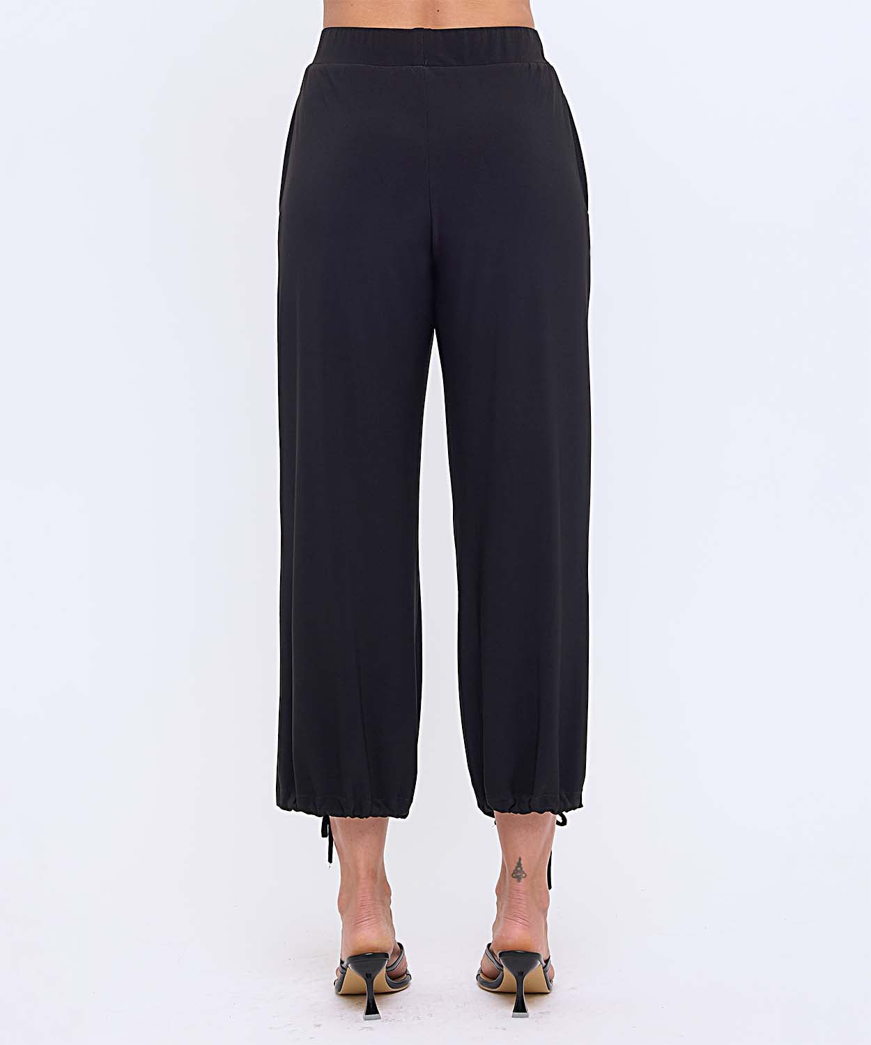 Button Jogger
