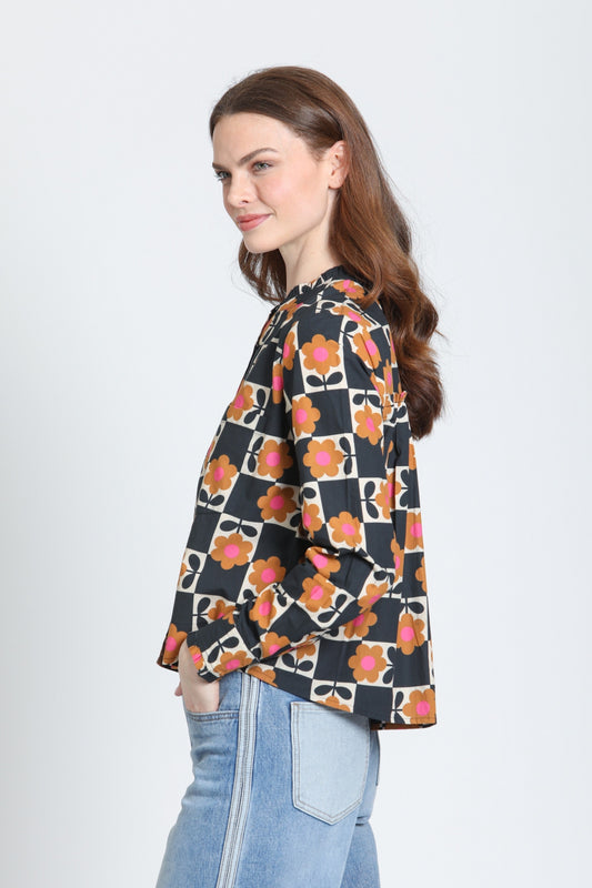 Cropped Button blouse ruffle detail