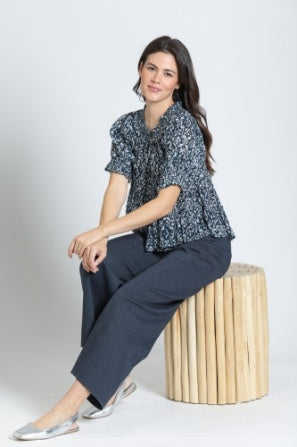 Flounce print blouse
