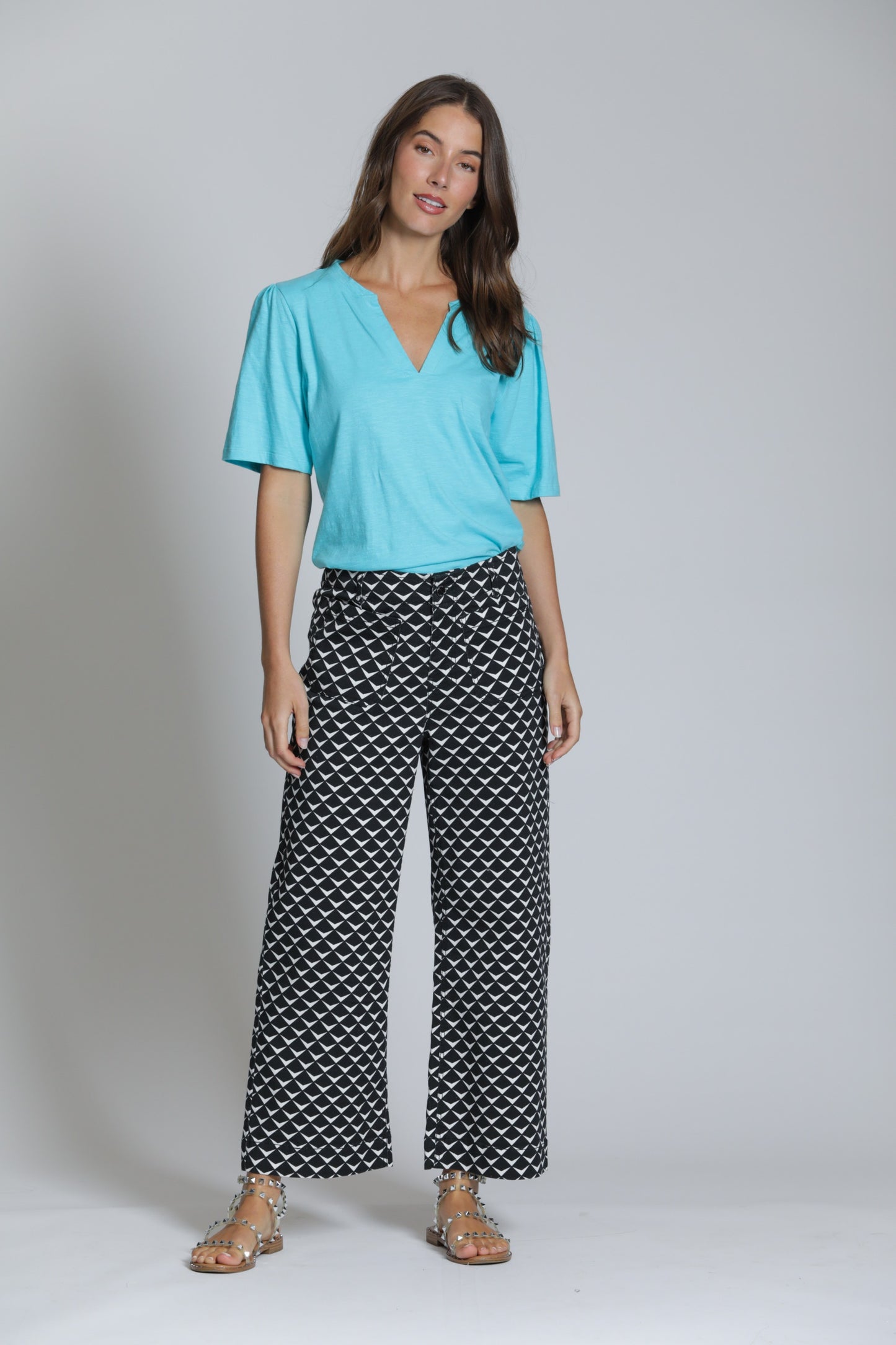 Cropped Wide Leg Pant W/Patch Pockets